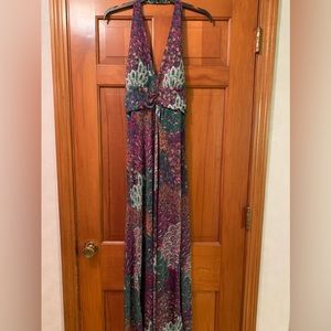 Women’s paisley maxi dress